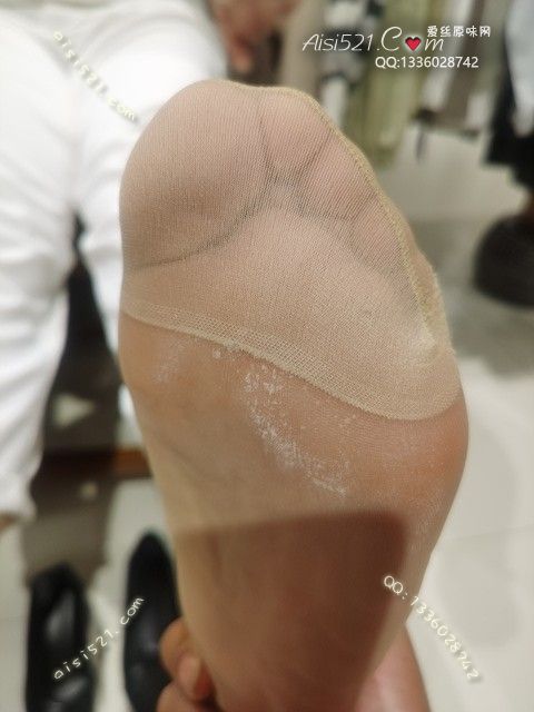 原味丝袜|袜类,臭短丝袜,爱丽丝(此活动可指定MM,但袜类随机)——2024年08月份顾客预订导购04汗渍明显肉丝