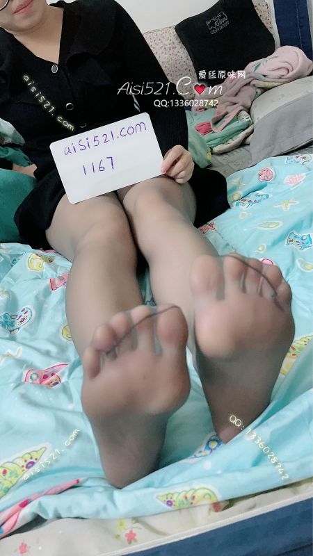 原味丝袜|袜类,臭连裤袜,超柔滑顺黑丝！，妹妹汗脚，中度酸臭，要重臭的备注要我跑步！睡觉和散步都穿着的，客户至尚！