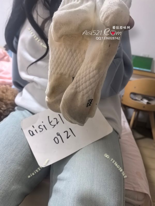 原味丝袜|袜类,臭棉袜,10天的超级恶臭棉袜汗渍慢慢脚底黏还是湿的