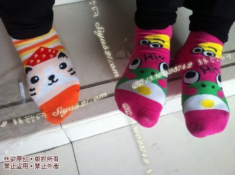 原味丝袜|袜类,臭棉袜,致命臭(此活动MM随机,不能指定)——2014年年底元旦前顾客订购致命臭活动MM(棉袜)现收足底实拍,不可选择MM,免费附带无水印高清收购足底实拍图。