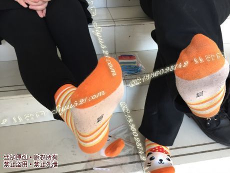 原味丝袜|袜类,臭棉袜,爱丽丝(本土的BYD)——2015年2月初顾客订购珠宝01妹妹工作丝袜(珠宝01MM-棉袜),此活动免费拍摄打包图
