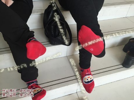 原味丝袜|袜类,臭棉袜,致命臭(此活动MM随机,不能指定)——2015年3月下旬顾客订购致命臭活动MM(棉袜)现收足底实拍,不可选择MM,免费附带无水印高清收购足底实拍图。