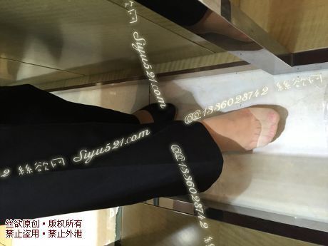 原味丝袜|袜类,臭短丝袜,致命臭(此活动MM随机,不能指定)——2015年8月中旬顾客订购致命臭活动MM(肉色短丝)现收足底实拍,不可选择MM,免费附带无水印高清收购足底实拍图。