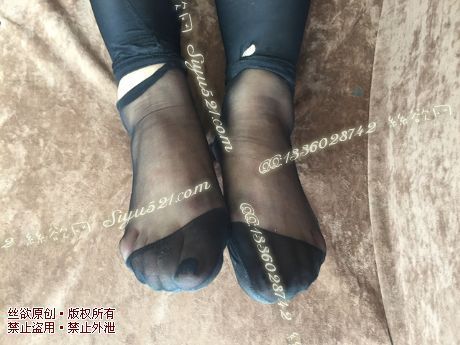 原味丝袜|袜类,臭短丝袜,致命臭(此活动MM随机,不能指定)——2015年9月初旬顾客订购致命臭活动MM(恶臭黑色短丝)现收足底实拍,不可选择MM,免费附带无水印高清收购足底实拍图。