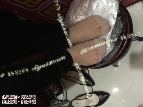 原味丝袜|袜类,臭短丝袜,爱丽丝(本土的BYD)——2016年4月初旬顾客订购化妆品妹妹工作丝袜(化妆品妹妹-高跟肉丝),此活动免费拍摄打包图