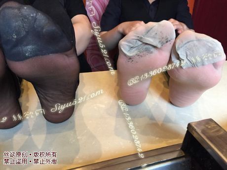 原味丝袜|袜类,臭短丝袜,群丝荟萃(此活动可指定MM,但袜类随机)——2016-5月中旬顾客订购(烤肉店妹妹-汗臭烩三丝)收购现脱实拍打包图,此活动免费拍摄打包图