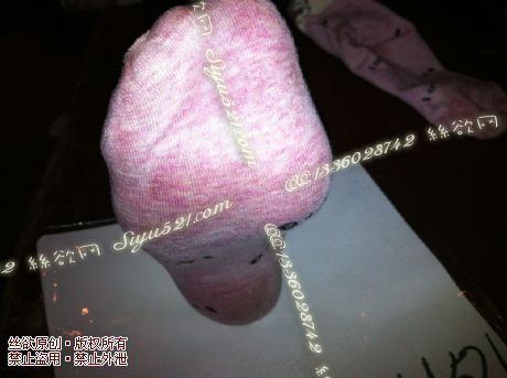 原味丝袜|袜类,臭棉袜,致命臭(此活动MM随机,不能指定)——2012-12-16日客户订购极品臭丝现场实拍(棉袜),不可选择MM,免费附带无水印高清收购足底实拍图。