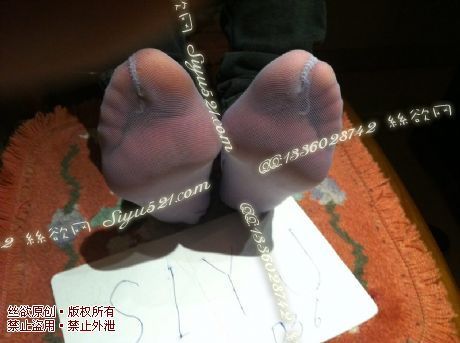 原味丝袜|袜类,臭连裤袜,爱丽丝(此活动可指定MM,但袜类随机)——2013-9-25日顾客【特选】酒店包房MM24工作丝袜流程图(特选-酒店包房MM24-水蓝色船袜),此活动免费拍摄打包图