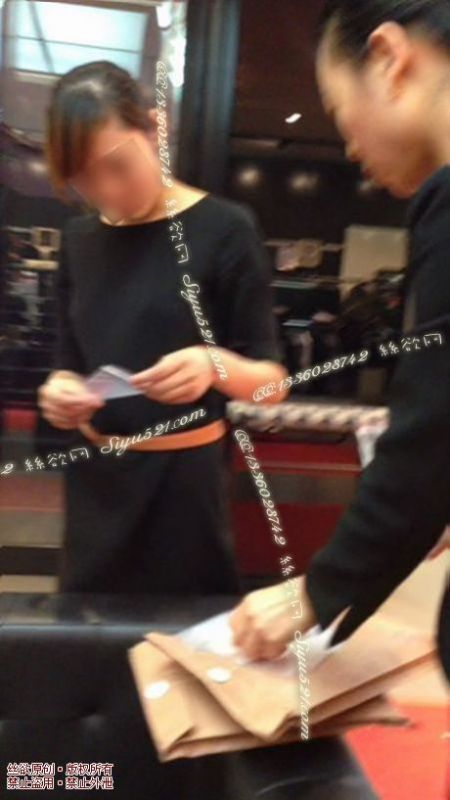 原味丝袜|袜类,臭连裤袜,丝袜也疯狂——2013-10-17日品牌服装专柜取货导购MM工作丝裤取货流程截图(5条起订,下单请选择订购数量,如需真空袋打包需额外附送20元红包)