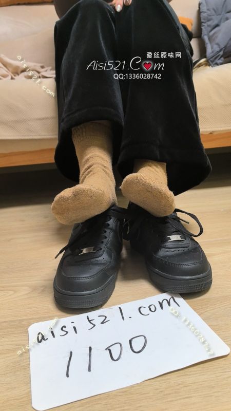 加厚棉袜酸臭味不属于特别重的那种原味丝袜|袜类臭棉袜