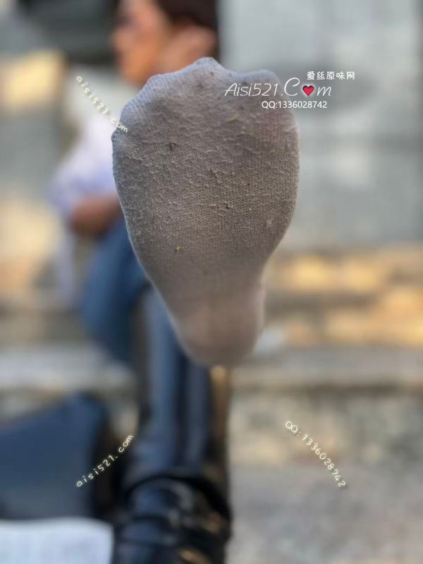 原味丝袜|袜类,臭棉袜,连穿10天的超重口女王款堆堆小白袜，汗渍浸透痕迹绝佳精品味道极重，酸臭无比直冲鼻子，要的尽快下单秒没