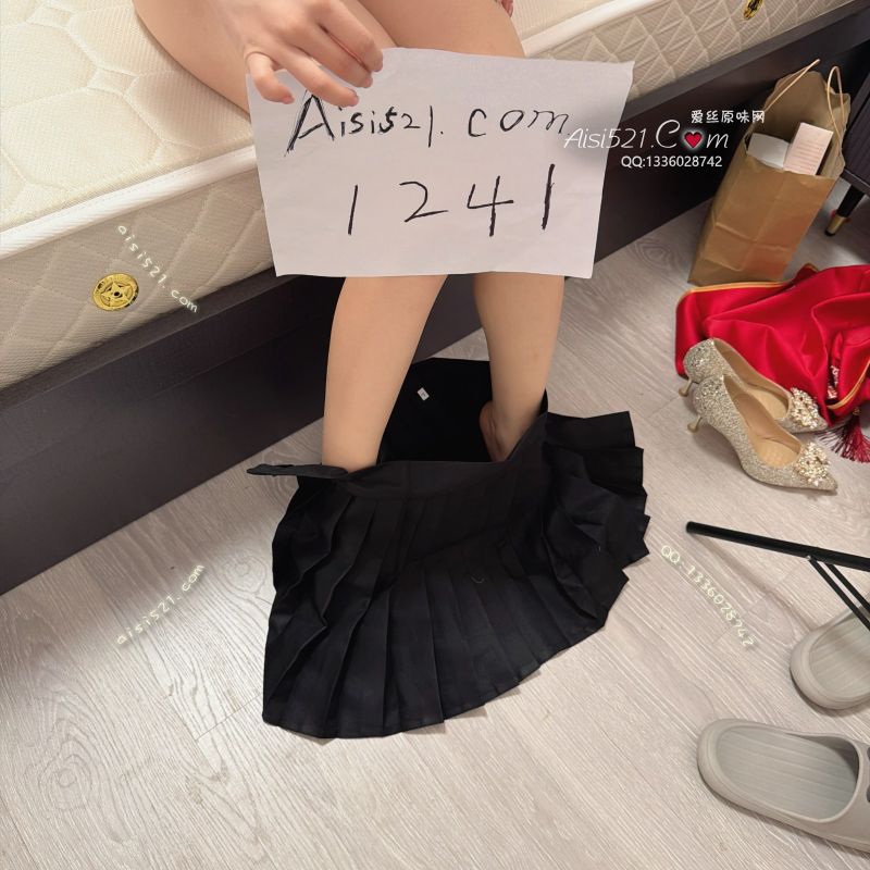 裸穿制服短裙原味套装类其他套装