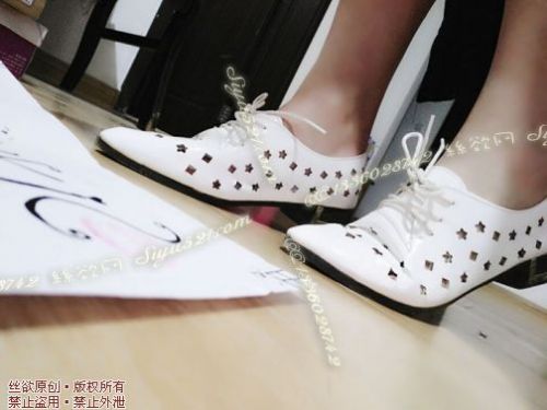漏洞时装小白鞋  穿了两个夏季啦 今年继续穿~原味女鞋|鞋类时装鞋