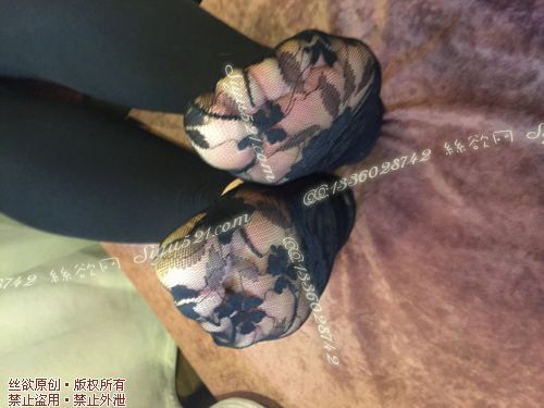 原味丝袜|袜类,臭船袜,致命臭(此活动MM随机,不能指定)——2017年5月初旬顾客订购致命臭活动MM(船袜)现收足底实拍,不可选择MM,免费附带无水印高清收购足底实拍图。