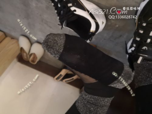原味丝袜|袜类,臭短丝袜,致命臭(此活动MM随机,不能指定)——2019年11月份顾客订购(化妆32卡通丝)现收足底实拍