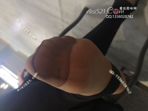 原味丝袜|袜类,臭短丝袜,致命臭(此活动MM随机,不能指定)——2019年末顾客订购(奢店03咖啡丝)现收足底实拍