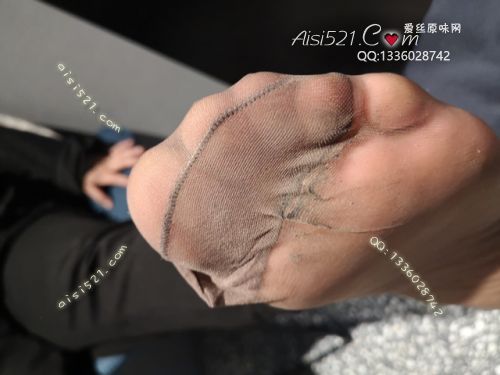 原味丝袜|袜类,臭短丝袜,致命臭(此活动MM随机,不能指定)——2020年4月份顾客订购(导购咖啡丝)现收足底实拍