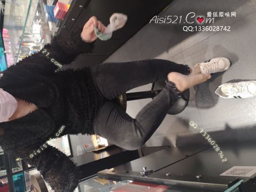 原味丝袜|袜类,臭短丝袜,致命臭(此活动MM随机,不能指定)——2020年5月份顾客订购(导购卡通丝)现收足底实拍