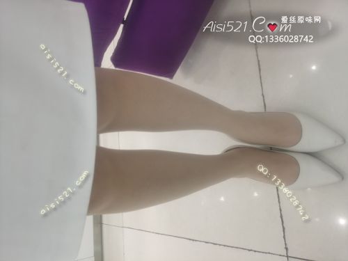 原味丝袜|袜类,臭连裤袜,爱丽丝(此活动可指定MM,但袜类随机)——2020年9月份顾客订购(化妆品51肉丝连裤),现收足底实拍,此活动免费拍摄打包图