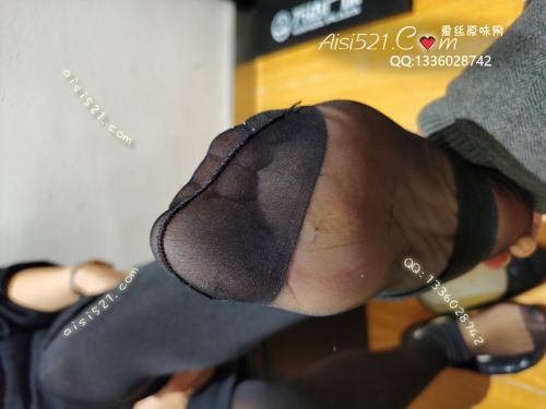原味丝袜|袜类,臭短丝袜,致命臭(此活动MM随机,不能指定)——2020年10月份顾客订购(导购熟女黑丝)现收足底实拍