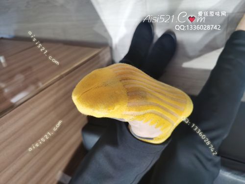 原味丝袜|袜类,臭短丝袜,致命臭(此活动MM随机,不能指定)——2020年12月份顾客订购(导购卡通丝)现收足底实拍